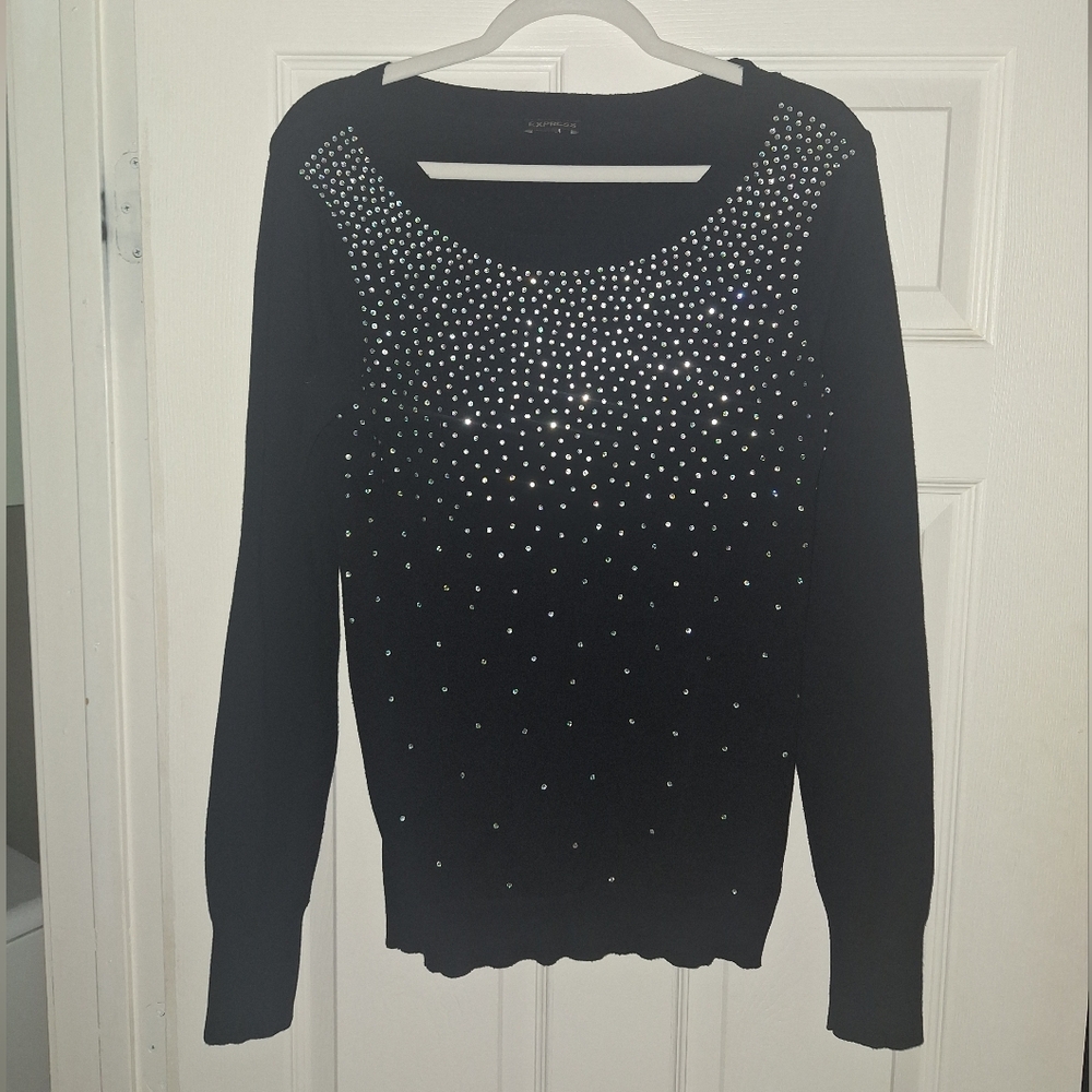 Express Sweater - Picture 2 of 6